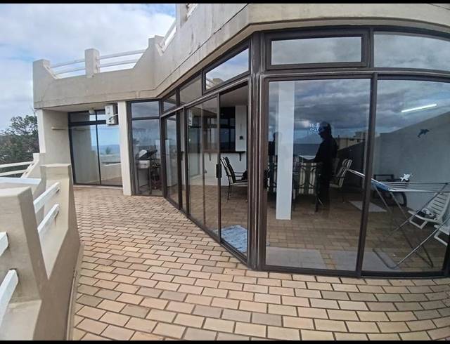 3 BEDROOM APARTMENT FOR SALE IN MANABA BEACH
